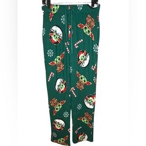 **CLEARANCE** STAR WARS - Men’s Baby Yoda Fleece Pajama Pants.